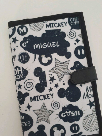 Capa para caderneta de vacinação Mickey