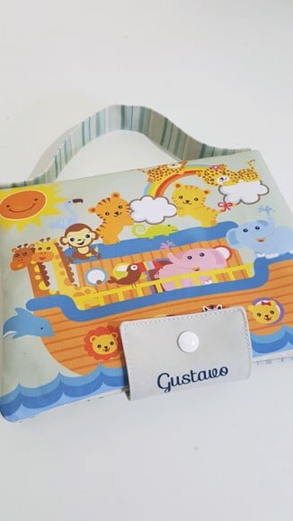 Kit higiene do bebê- Porta fraldas e lenço umedecido