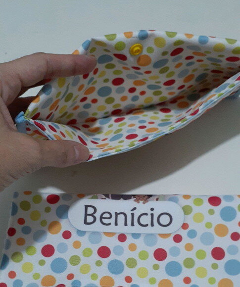 Kit Necessaire para itens de higiene com toalha - mundo Bita
