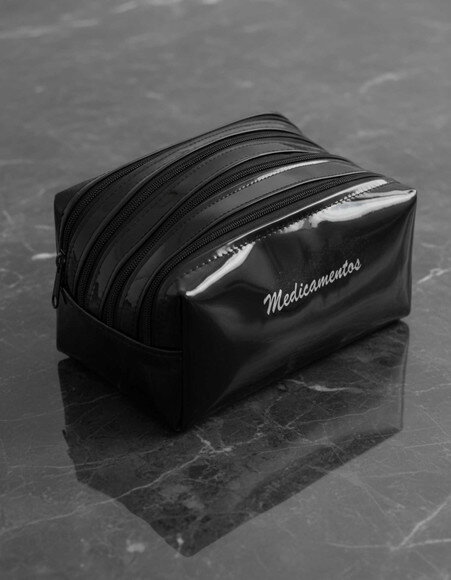Necessaire com 4 Divisórias