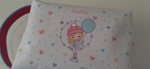 Necessaire G personalizada - menina e balão