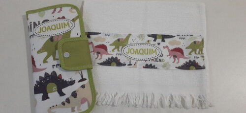 Necessaire para kit higiene com toalha
