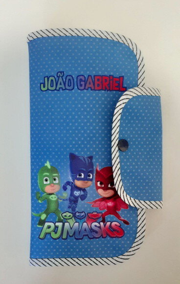 Necessaire para kit higiene com toalha