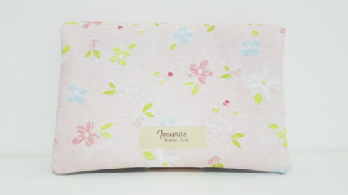 Necessaire para kit higiene com toalha
