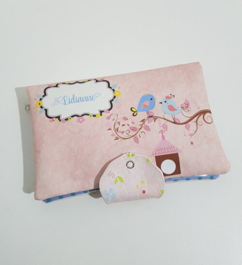 Necessaire para kit higiene com toalha