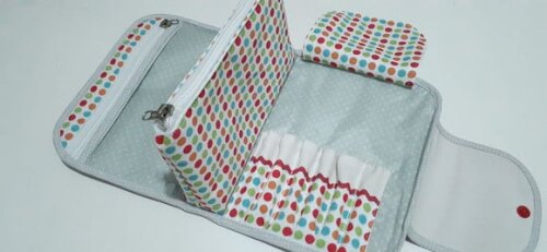 Necessaire porta maquiagem