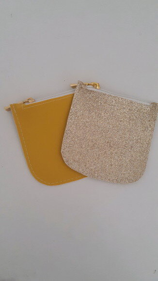 Porta moedas em sintético