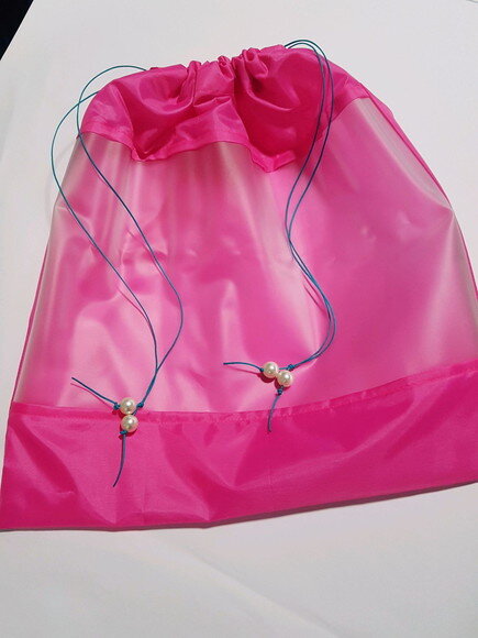 Saquinho prático com visor