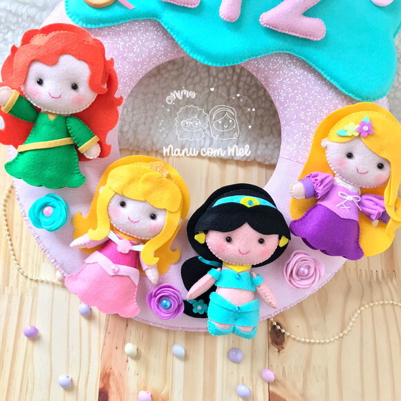 Enfeite de Porta Maternidade Princesas