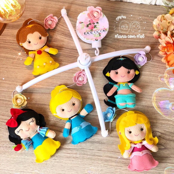 Móbile Musical Princesas