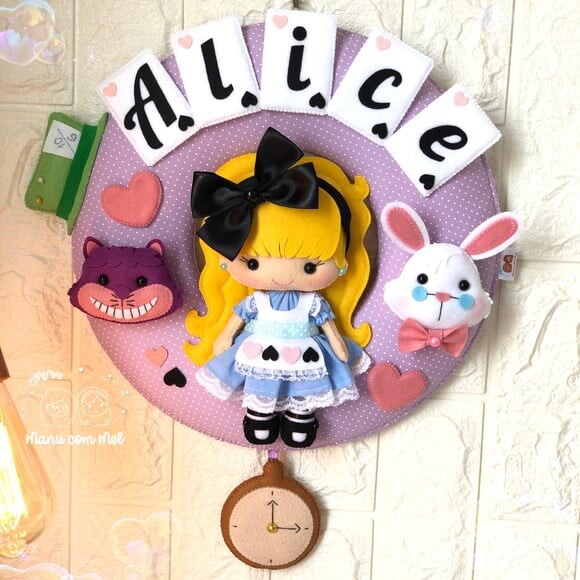 Enfeite de Porta Maternidade Alice no País das Maravilhas