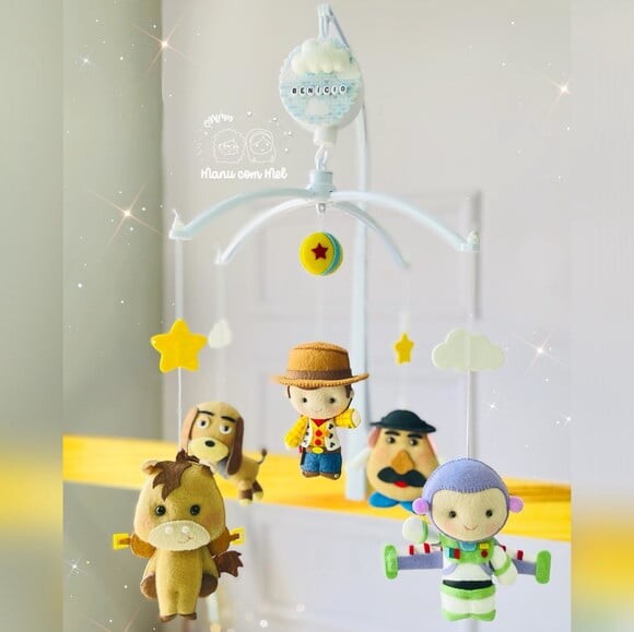 Móbile Musical Toy Story