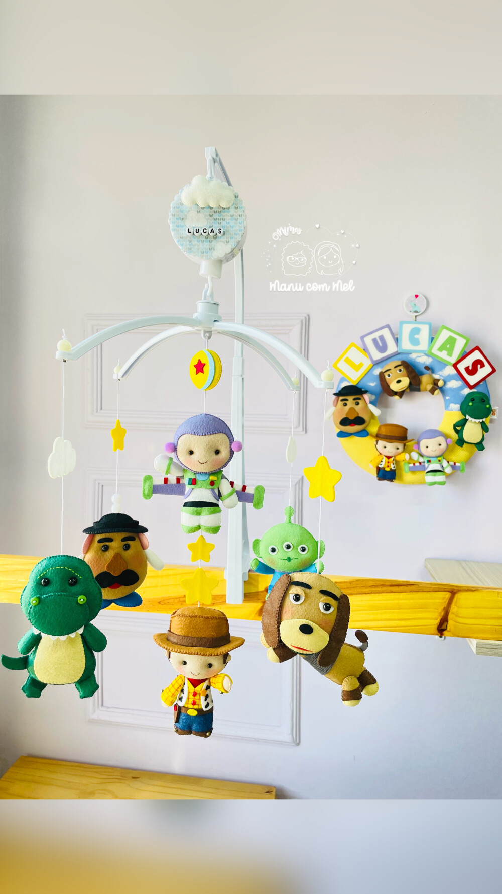 Kit Enfeite de Porta + Móbile de Berço Toy Story
