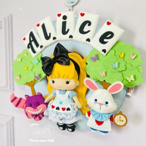 Enfeite de Porta Maternidade Alice no País das Maravilhas