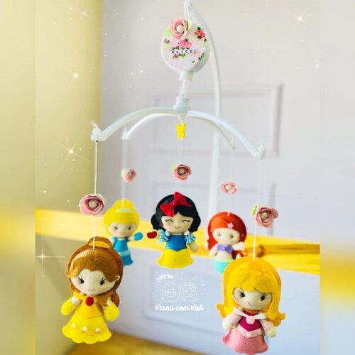 Móbile Musical Princesas
