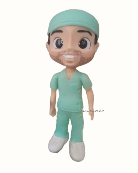 Boneco Caricatura Fofinho com Cabeça Redonda | Presente em B