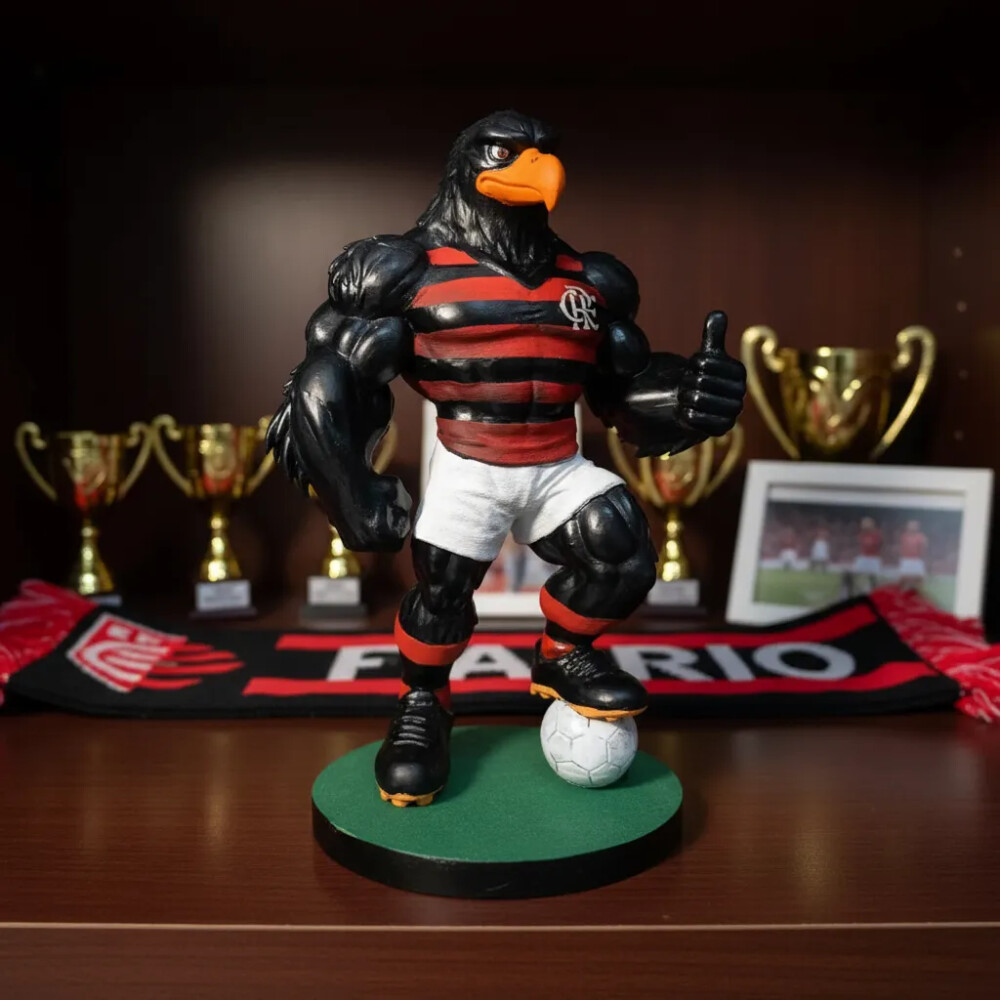 Estatua Mascote Urubu Flamengo
