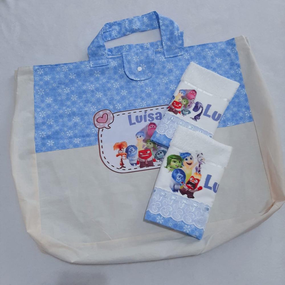 Kit creche personalizado: almofada, sacola para cobertas e toalhi