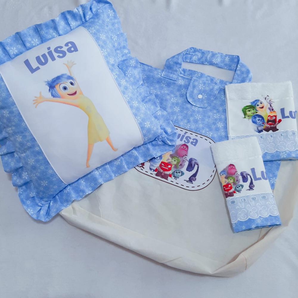 Kit creche personalizado: almofada, sacola para cobertas e toalhi