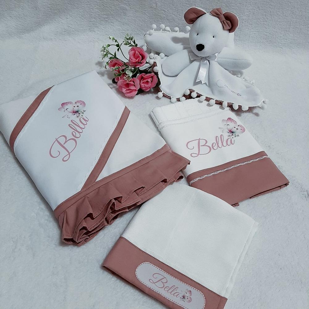 Kit Presente para bebê: naninha, cueiro, babita e toalha Borbole