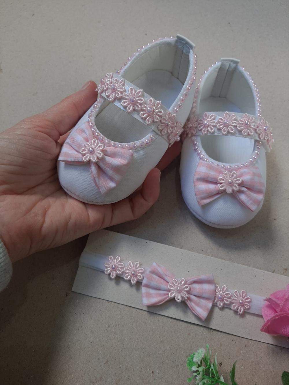 Sapatinho de Bebê Lacinho Rosa - Mimos na Caixa