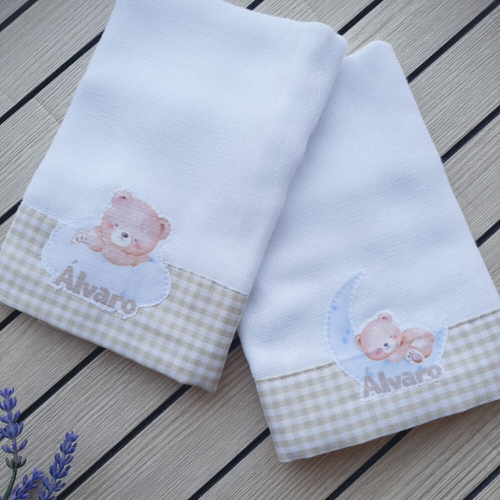 Kit para Bebê Personalizado – Toalha de Banho, Babitas, Body, 