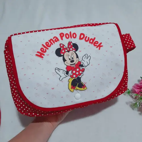 Necessaire porta-fraldas e lenços umedecidos Ratinha