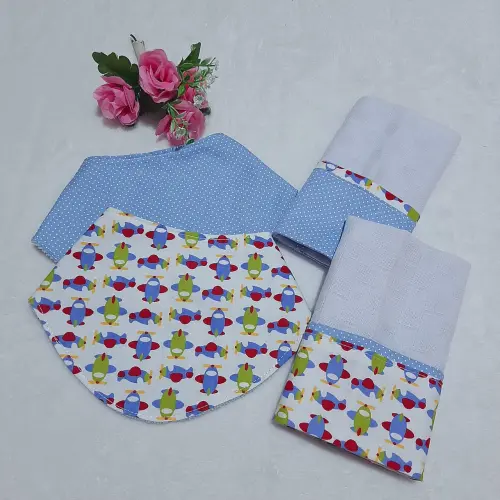 Conjunto babeiros bandana e babitas Aviões