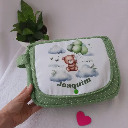 Necessaire porta-fraldas e lenços umedecidos Ursinho