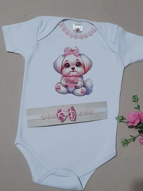 Caixinha Personalizada Cachorrinho Fofo com Body e Laço de Cabel
