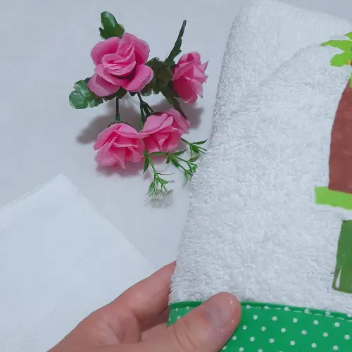 Toalha de banho com capuz para bebê e babita Safari Verde