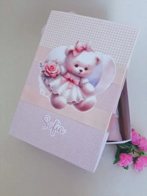Caixinha Personalizada Presente para Bebê Ursinha com toalha de 