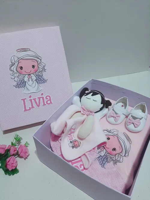 Caixa Presente Personalizada Bebê Anjo - manta, sapatinho e naninha