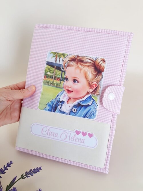 Capa para Caderneta de Vacinação com Porta Documentos - Tema e nome personalizado