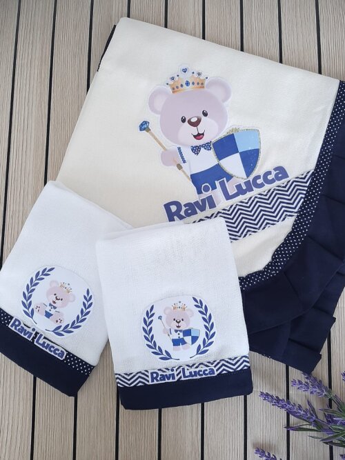 Kit Presente Bebê Personalizado - Toalha de Banho, Cueiro Flanel