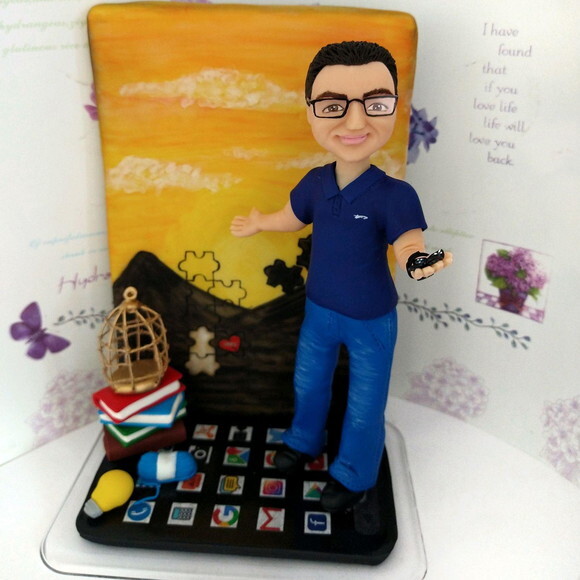 Escultura Caricato | com Cenário