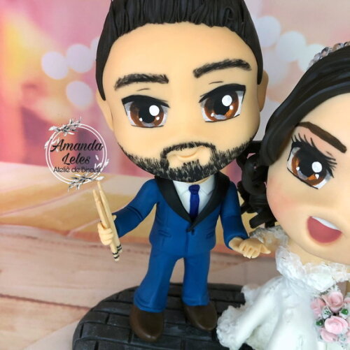 Noivinhos Chibi Com livros e baquetas