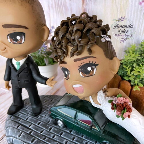 Noivinhos Chibi com Miniatura Gol