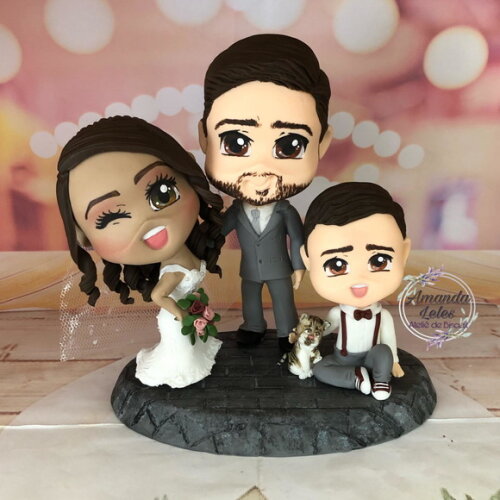 Noivinhos Família com gatinho Chibi