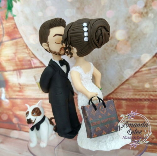 Noivinhos se beijando