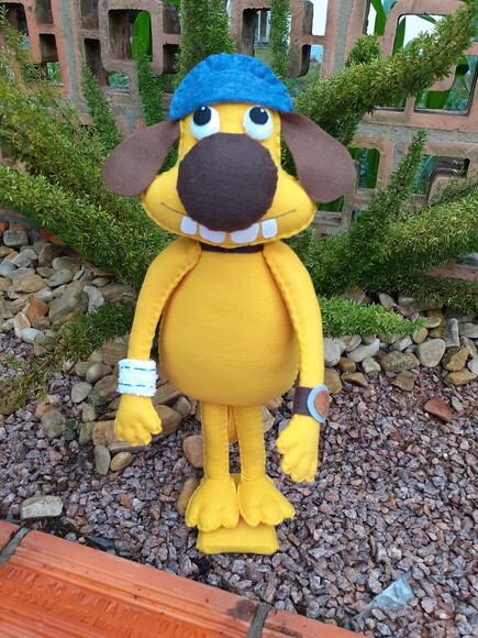 Bitzer, o Cachorro em Feltro