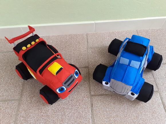 Blaze e Esmagador em Feltro