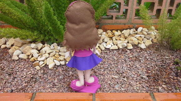 Boneca Olívia de Lego Friends de Feltro