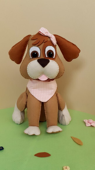Cachorrinha Mel em Feltro