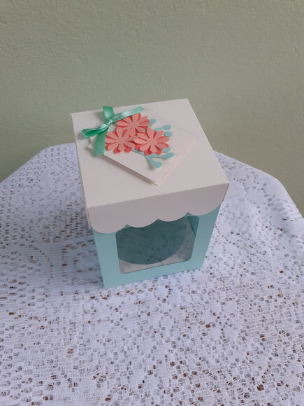 Caixa decorada para caneca