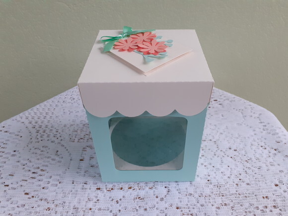 Caixa decorada para caneca
