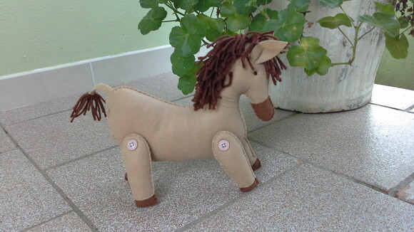 Cavalo e Vaquinha em Feltro