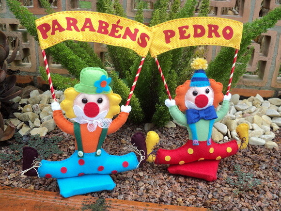 Centro de Mesa Palhaços com Faixa