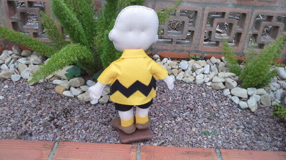 Charlie Brown em Feltro