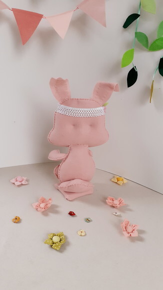 Coelhinha Rosa em Feltro